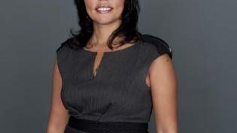 Lucinda Martínez.