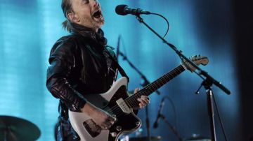 Thom Yorke, líder de Radiohead, durante su actuación en Coachella el sábado noche.