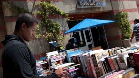 Las deudas de estudios se hacen más difíciles de pagar cuando el mercado de trabajo está deprimido.