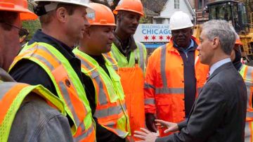 El Alcalde de Chicago Rahm Emanuel propuso una ordenanza para aprobar un “Infrastructure Trust” (fondo de infraestructura); pero los concejales decidieron analizar la propuesta con más detenimiento.