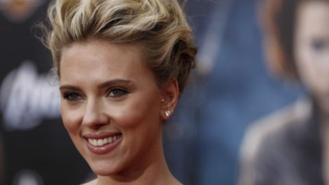 Scarlett Johansson llega al estreno de "The Avengers" en Los Angeles, el pasado 11 de abril.