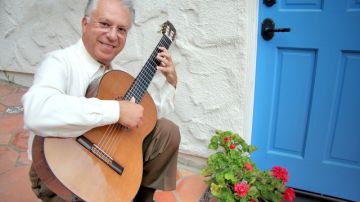 El virtuoso guitarrista Pepe Romero actúa este semana en el Walt Disney Concert Hall.