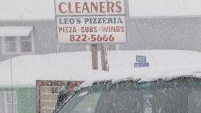 Las autoridades aconsejaron a los conductores evitar salir de sus casas, ya que las vías están muy resbalosas.