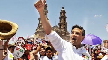 El candidato presidencial de la coalición Compromiso por México, Enrique Peña Nieto, encabezó un mitin en la Plaza Patria de Aguascalientes.