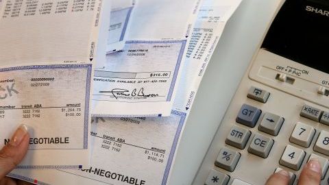 Estamos actuando con más calma respecto al dinero y tomando decisiones mejor fundamentadas que antes.
