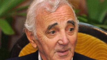 Charles Aznavour ya ha tenido, probablemente, todas las ovaciones, todo el honor y los aplausos que cualquier artista, en cualquier tiempo, pudiera soñar.