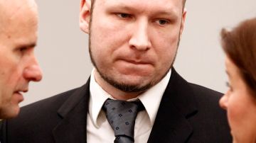Anders Behring Breivik, al inicio del sexto día de deliberaciones del juicio.