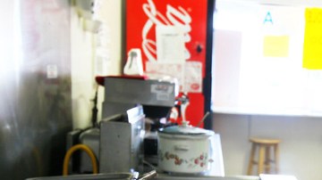 María Villareal, propietaria de 'El Burrito Loco' y presidenta de la Cámara de Comercio Latina de Compton.