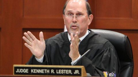 El juez Kenneth Lester Jr. en la audiencia de hoy sobre el caso de George Zimmerman.