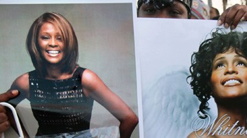 Despedida a Whitney Houston en Leimert Park Los Ángeles.