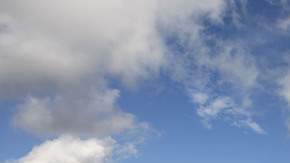 El 1 de enero de 2012, California contaba con 37 millones 679 mil habitantes.