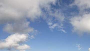 El 1 de enero de 2012, California contaba con 37 millones 679 mil habitantes.