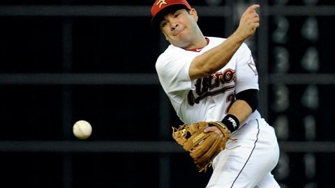 José Altuve es todo un espectáculo cubriendo la segunda base de los Astros de Houston. El venezolano también es bueno con el bate.