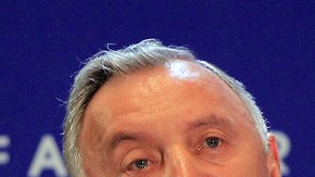 El jefe del estado mayor ruso, Nikolai Makarov, amenazó lanzar un ataque  contra  instalaciones antimisilísticas en Europa.