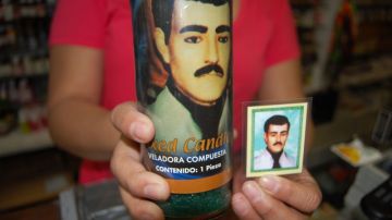 La imagen de Jesús Malverde, el "santo de los narcotraficantes" se populariza entre inmigrantes de la ciudad.