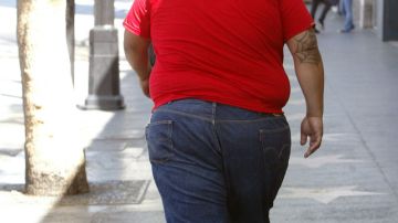 La prevalencia de obesidad entre los hispanos oscilaba entre un 21.0  y  36.7%.
