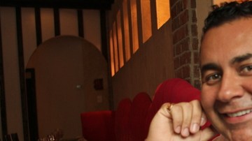 El chef ejecutivo de los restaurantes Mamajuana Cafe, Ricardo Cardona.