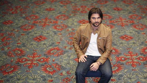Juanes ha colaborado con Juan Luis Guerra y Joaquín Sabina en su nuevo y esperadísimo álbum.
