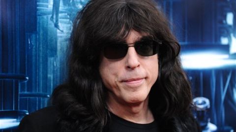 Marky Ramone también creo una salsa de tomate especial.