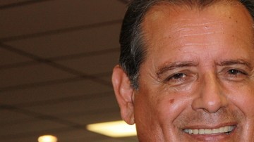 Dr. Carlos Tello Valcárcel, nuevo presidente del Desfile Peruano, hizo el anuncio esta semana.
