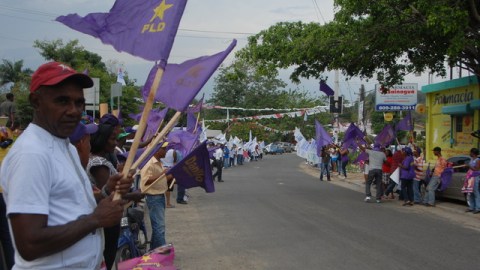 A pocos días de las elecciones presidenciales los partidos intensifican sus campañas en las diferentes regiones del país a la espera de más votantes.