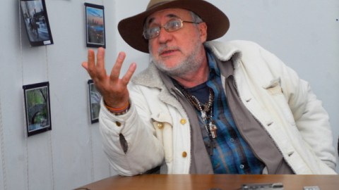 Javier Sicilia, poeta mexicano que dirige el Movimiento Paz con Justicia y Dignidad, vino a Nueva York donde abogó por la regularización de la drogas.