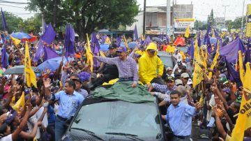 Danilo Medina cerró  ayer  en Santiago (norte), su campaña electoral.