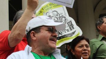 Los hispanos se sumaron a los políticos y a El Diario/La Prensa hoy repudiando Comunidades Seguras.
