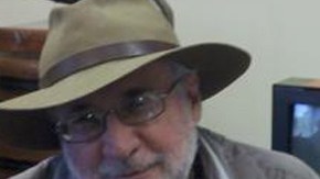 El senador de San Francisco, Leland Yee invita al poeta mexicano Javier Sicilia para reconocer su esfuerzo contra la violencia en México.