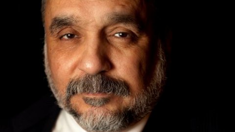 En 2007 Colón demandó al salsero canalero por un presunto adeudo.