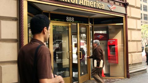 Los Ángeles aprobó la ley de banca responsable.