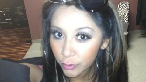 La estrella del programa televisivo “Jersey Shore”, envió un ‘tweet'  con una foto de ella luciendo  pálida y  un mensaje  que
leía: “Vean este no bronceado”.