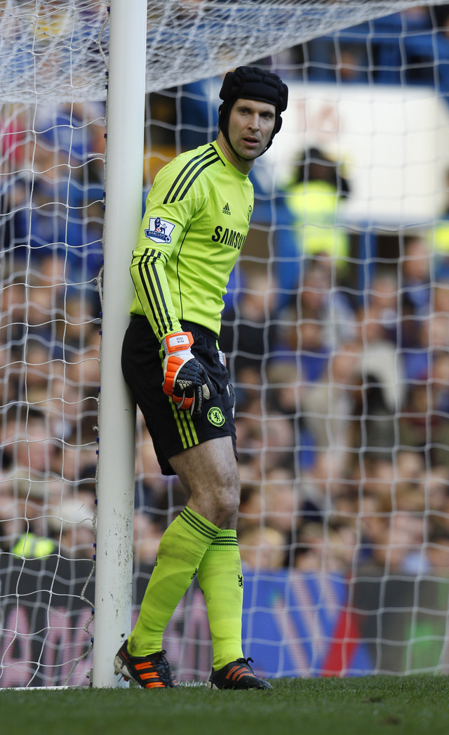 Petr Cech, portero del Chelsea, espera coronar la temporada ganando la Liga de Campeones.