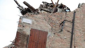 Los italianos amanecieron para enfrentar toda esta destrucción.