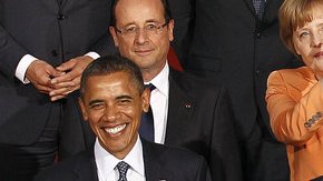 El presidente Barack Obama junto a otros líderes mundiales pertenecientes a la OTAN.