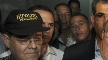 Hipólito Mejía denunció también el control de los medios de comunicación por parte del PLD.