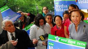 La congresista Nydia Velázquez dijo  ayer sentirse privilegiada por recibir el apoyo, de quienes calificó como un 'extraordinario grupo de mujeres progresistas'.