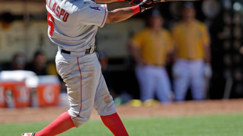 Alberto Callaspo conecta doble en extrainnings que remolcó a Howie Kendrick y Peter Bourjos, con lo que rubricó la victoria de los Angels.