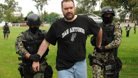 Foto de archivo del arresto en México de Sergio Villarreal Leyva, alias 'El Grande', en 2010.