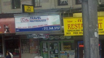 Este camión con publicidad de Espaillat permanece con música a alto volumen cerca del lugar donde se encuentran sus oponentes.