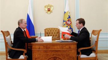 Putin y Medvedev, el dúo que ha gobernado Rusia durante los últimos 4 años.