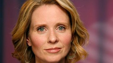 Cynthia Nixon defiende la tolerancia entre los seres humanos.