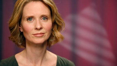 Cynthia Nixon defiende la tolerancia entre los seres humanos.