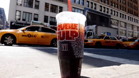 Las bebidas azucaradas han sido vinculadas por mucho tiempo a la obesidad.