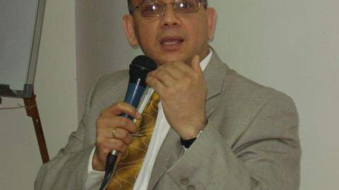 El escritor, poeta y periodista de El Diario/La Prensa, José Acosta.