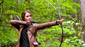 Jennifer Lawrence es Katniss Everdee en el filme 'Hunger Games' ('Los juegos del hambre') .