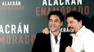 Javier y Carlos Bardem juntos ayer durante la presentación de la película en España.