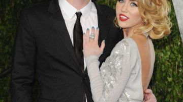 Se confirmó que Miley Cyrus y Liam Hemsworth se comprometieron el 31 de mayo.