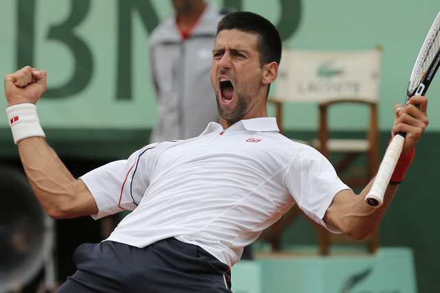 Novak Djokovic celebra su luchado triunfo de ayer ante Jo-Wilfried Tsonga.