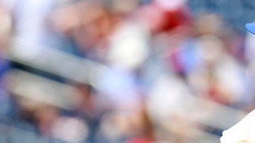 El nudillero de los Mets  R.A. Dickey sigue dominando a sus rivales y ayer dejó en ceros a los Nacionales durante ocho entradas de labor monticular.